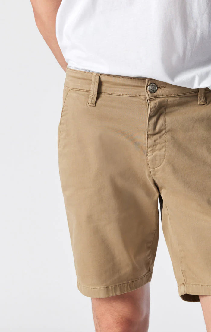Noah 9" Inseam Shorts
Mid Rise | British Khaki Twill