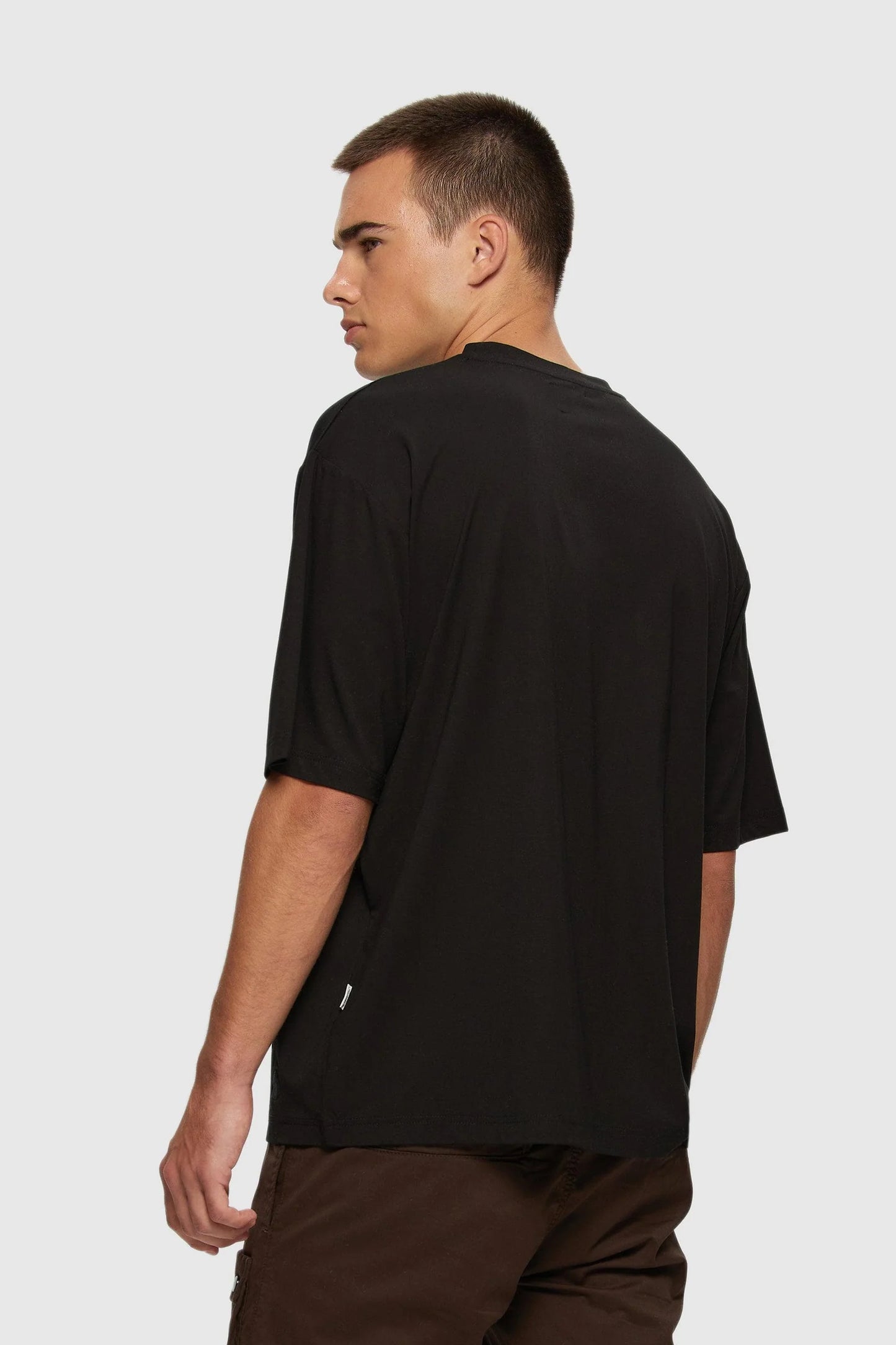 Box Tee Black