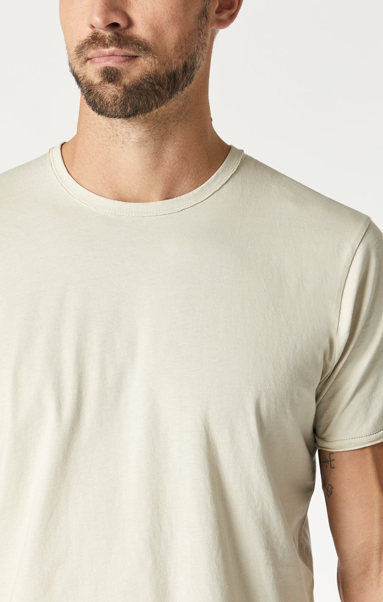 Raw Edge Crew Neck T-Shirt
Relaxed Fit | Pelican