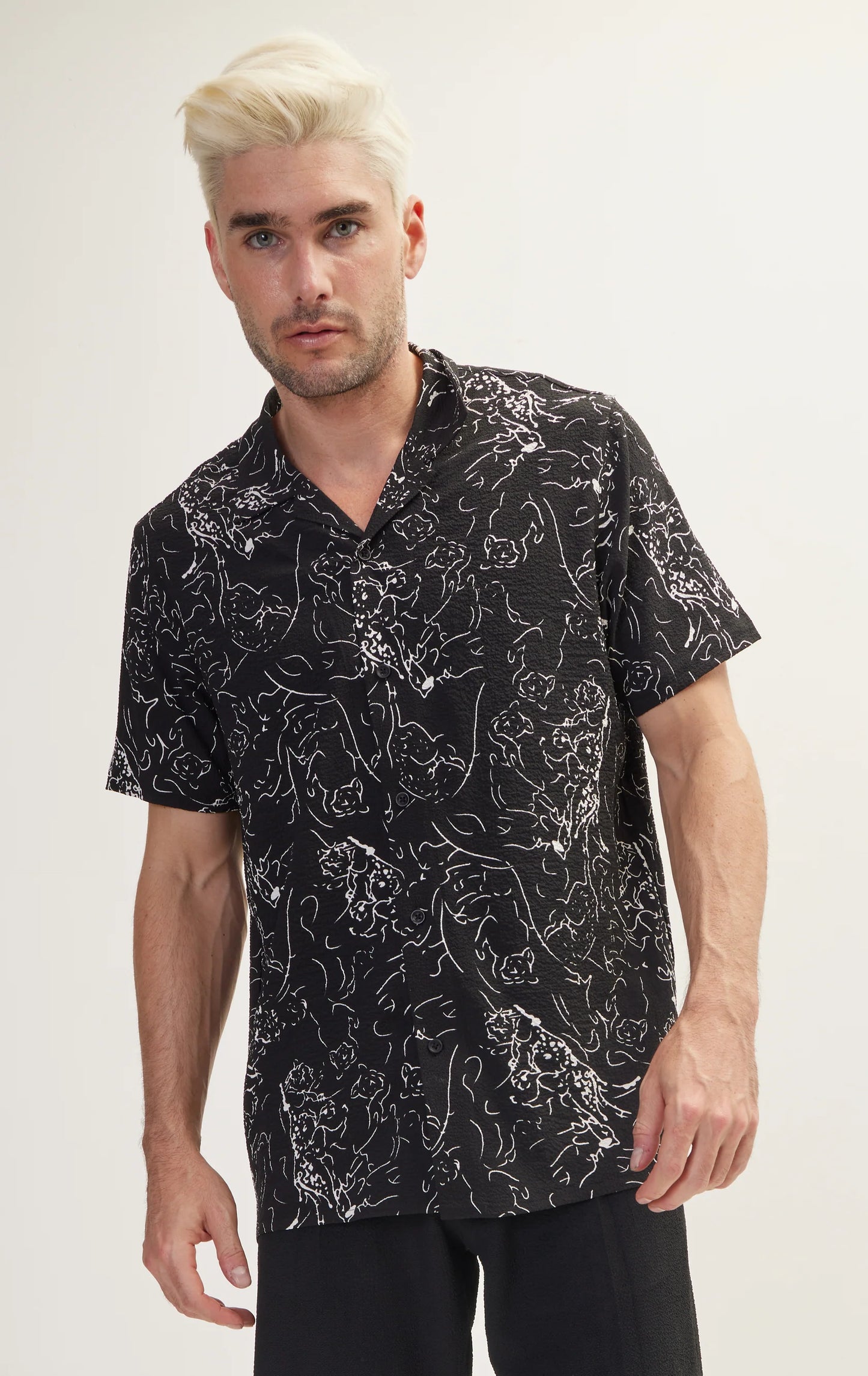 Allover Pattern Camp Collar Shirt | Black