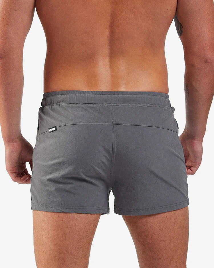 Bolt 3" Short | Licorice