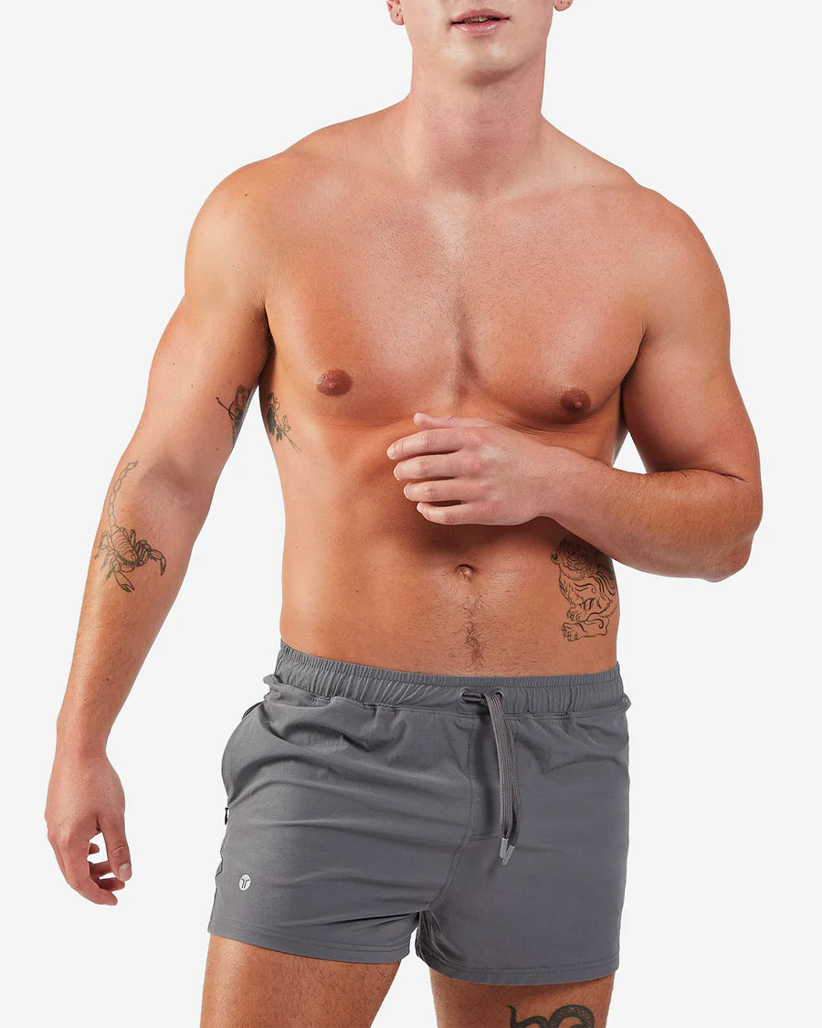 Bolt 3" Short | Licorice