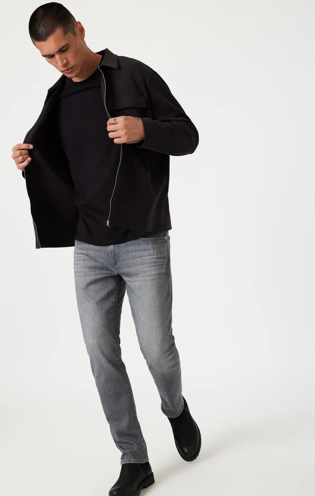 Jake Slim Leg Light Smoke Feather Blue