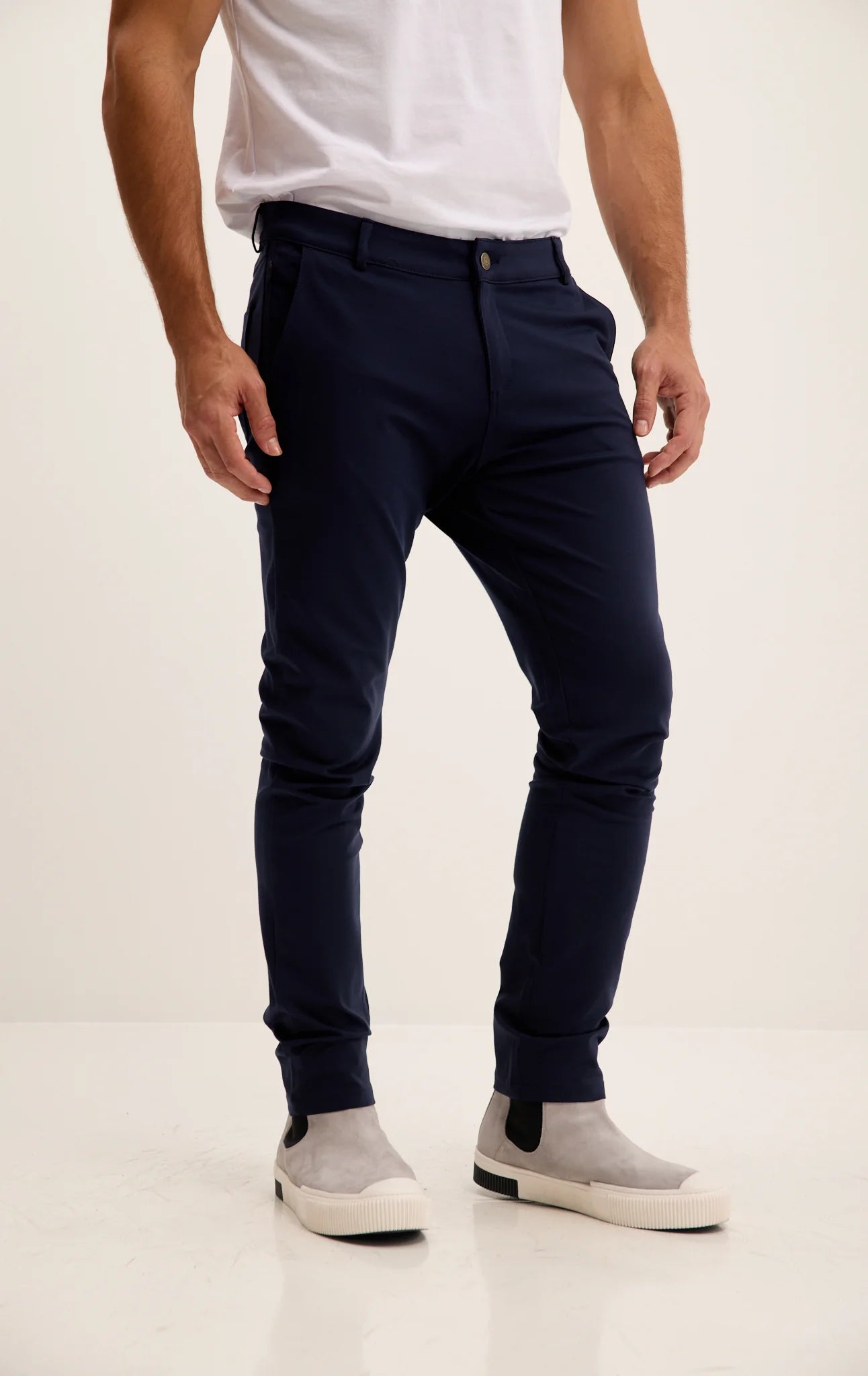 Tapered Casual Wear Pants - Navy