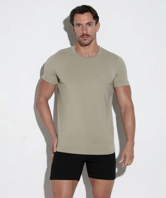 ESSENTIAL T-SHIRT