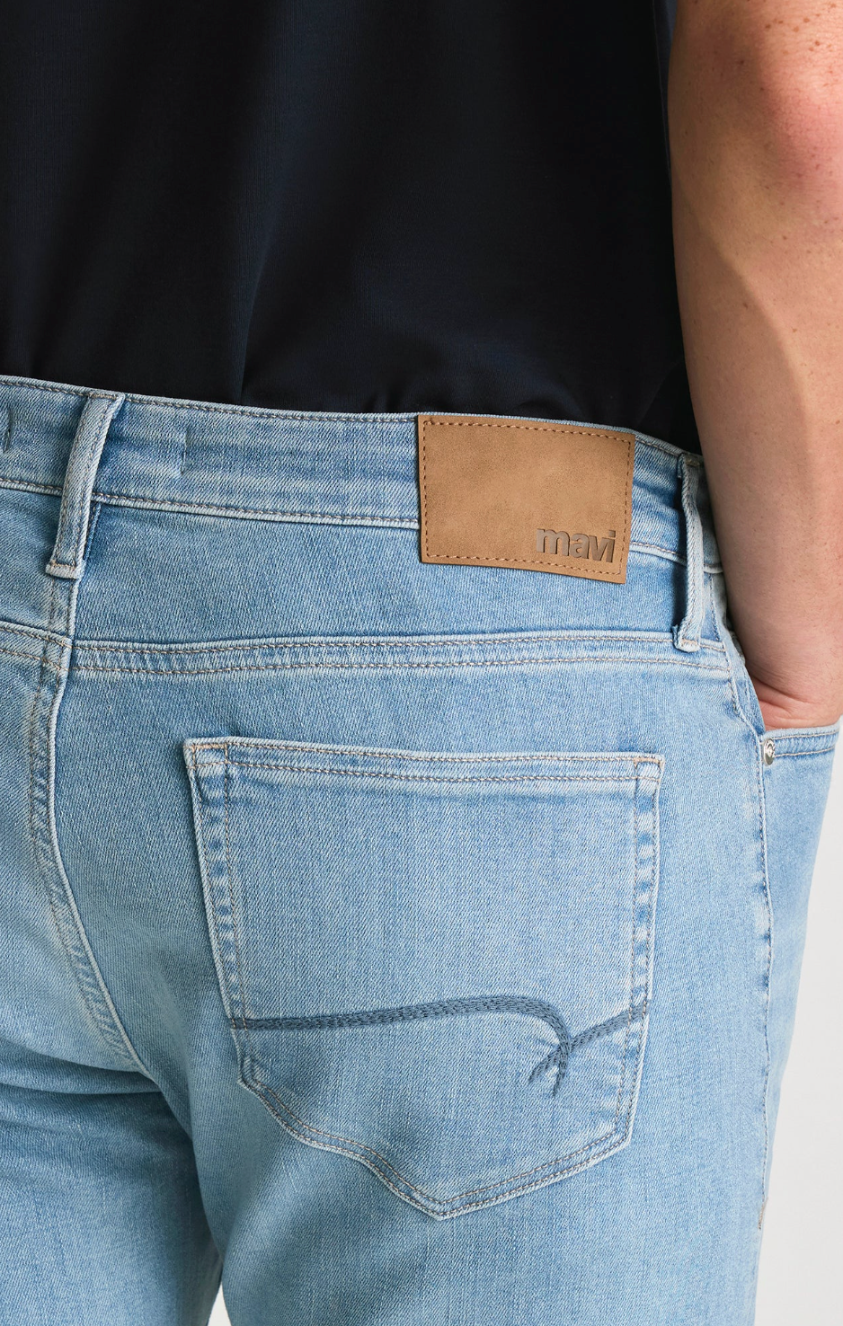 Jake Slim Leg Jeans - LT Foggy Feather Blue