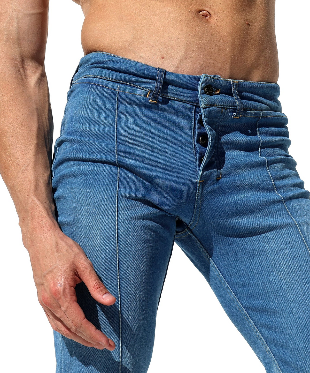 JUKA DISTRESSED Jeans