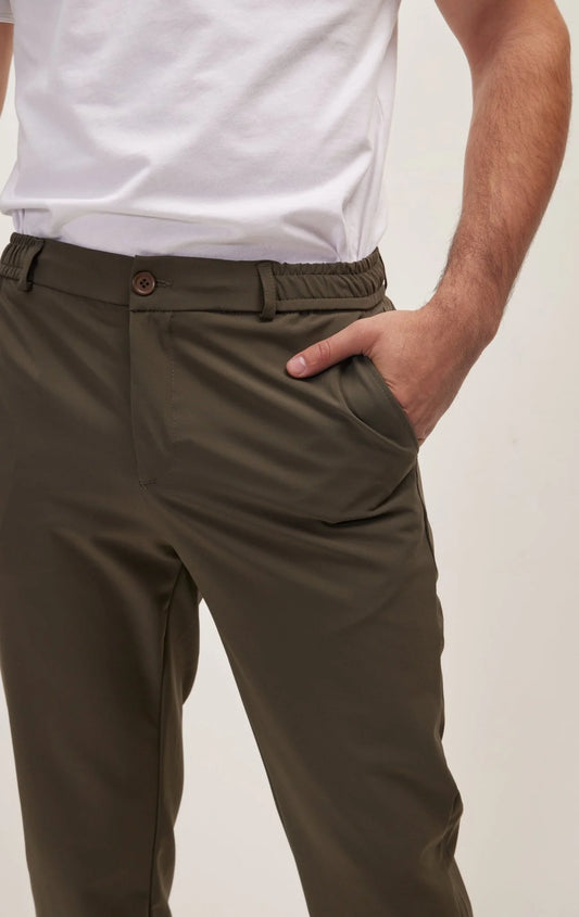 Wrinkle Free Tapered Travel Pants - Khaki